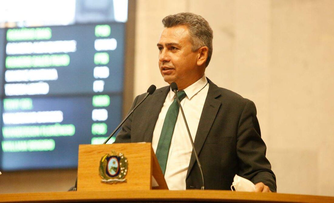 Doriel Barros começou a trabalhar cedo na agricultura familiar para garantir o sustento da família