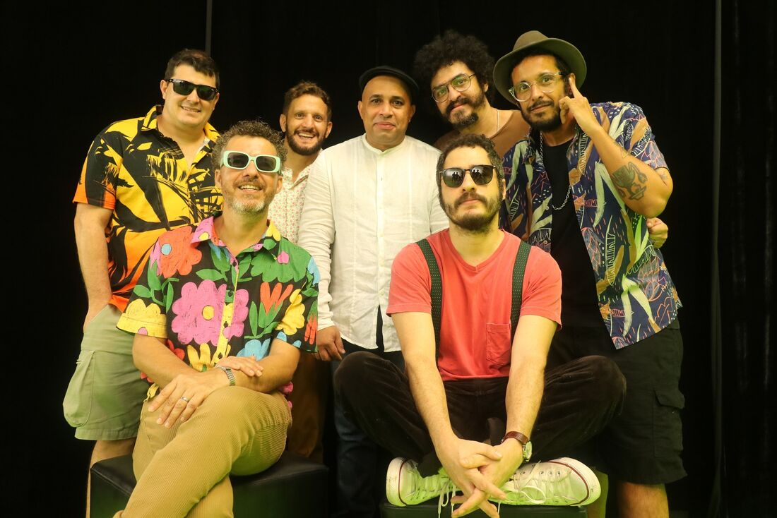 Academia da Berlinda lançou novo single em homenagem ao Carnaval