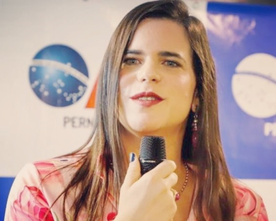 Antonella é professora de Direito Constitucional na UFPE