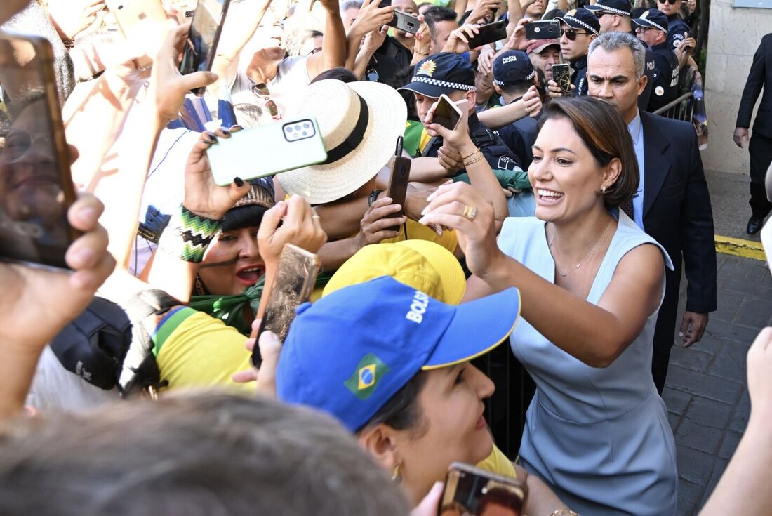  Jair Bolsonaro afirmou que sua mulher Michelle Bolsonaro não será candidata à Presidência em 2026