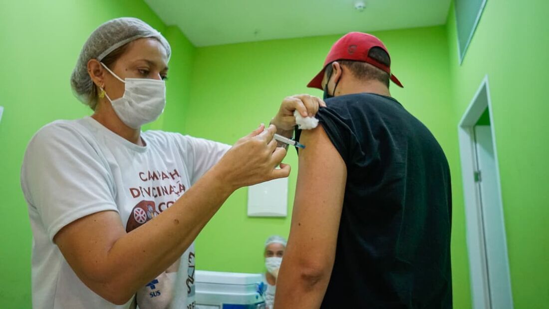 Vacinação contra a covid-19 no município de Paulista