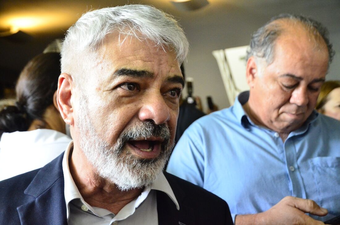 Senador Humberto Costa (PT)