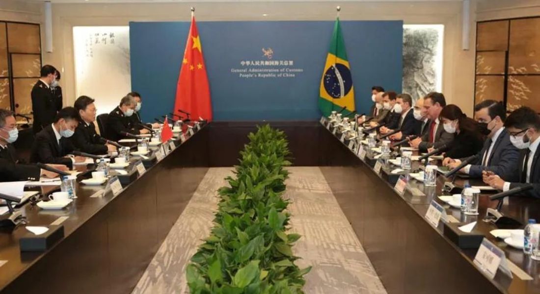 Encontro de autoridades brasileiras e da autoridade sanitária da China, em Pequim, em que foi comunicada a suspensão do embargo à carne brasileira