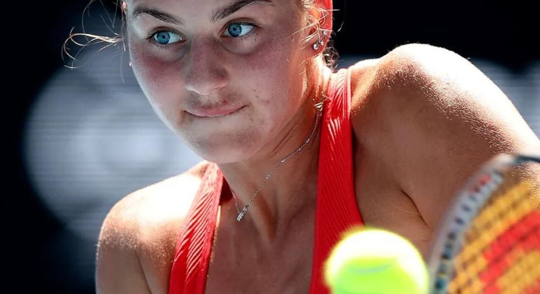 Marta Kostyuk durante partida no torneio de tênis Aberto da Austrália, em janeiro deste ano 