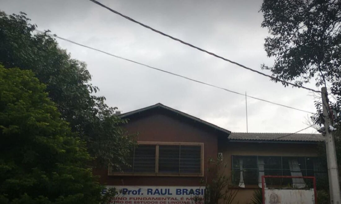 Escola Raul Brasil