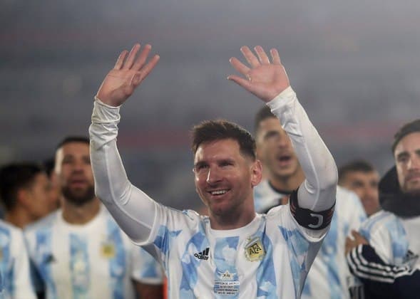 Em 2021, Messi e a Argentina comemoraram o título da Copa América no estádio Monumental