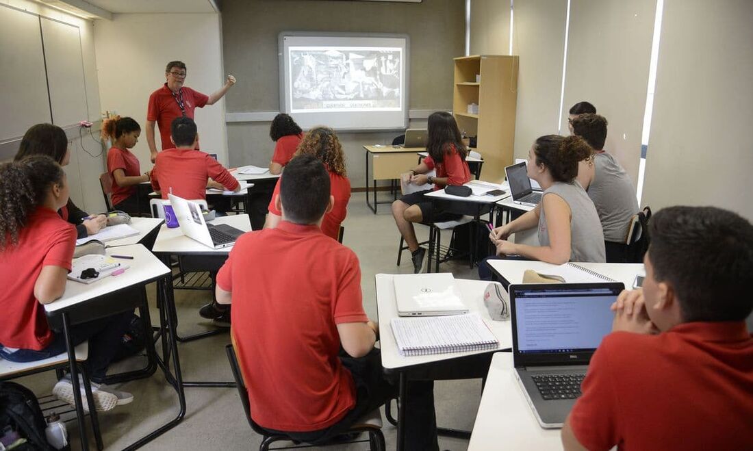 Entidades e pesquisadores da área da educação afirmam a necessidade de revogação da lei de 2017