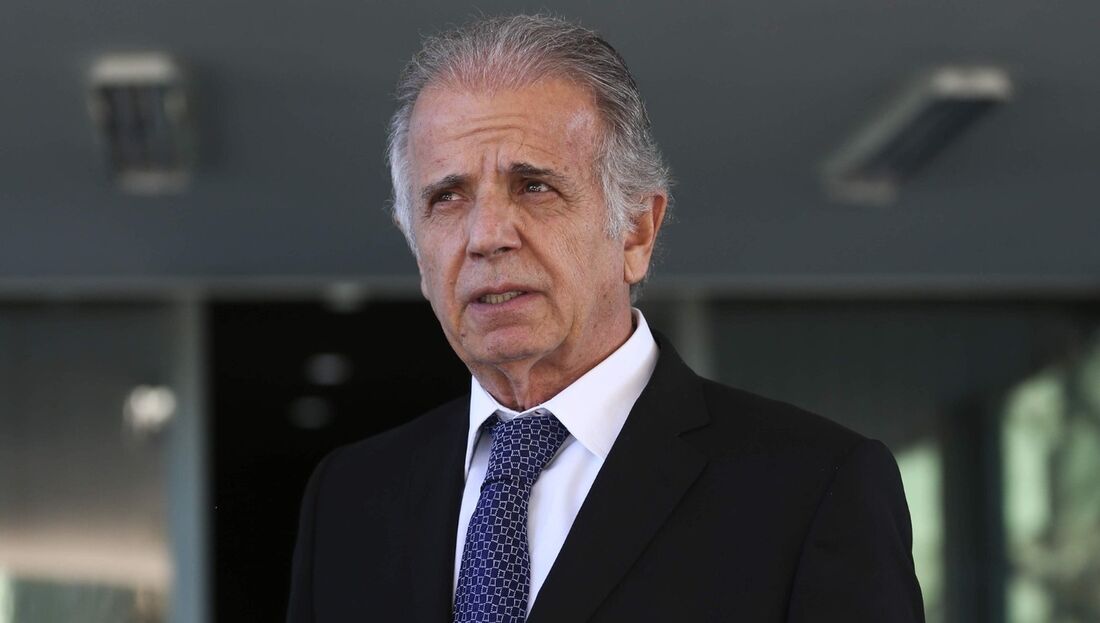  O ministro da Defesa, José Múcio 