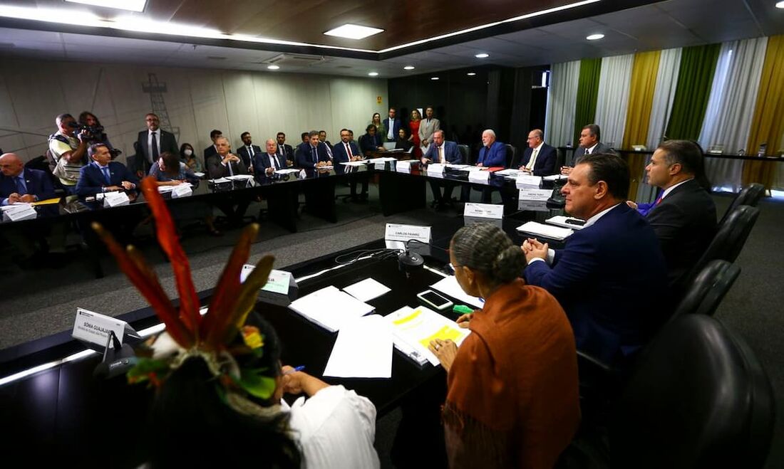 Decisão foi tomada em reunião do CNPE com a presenda do presidente Lula