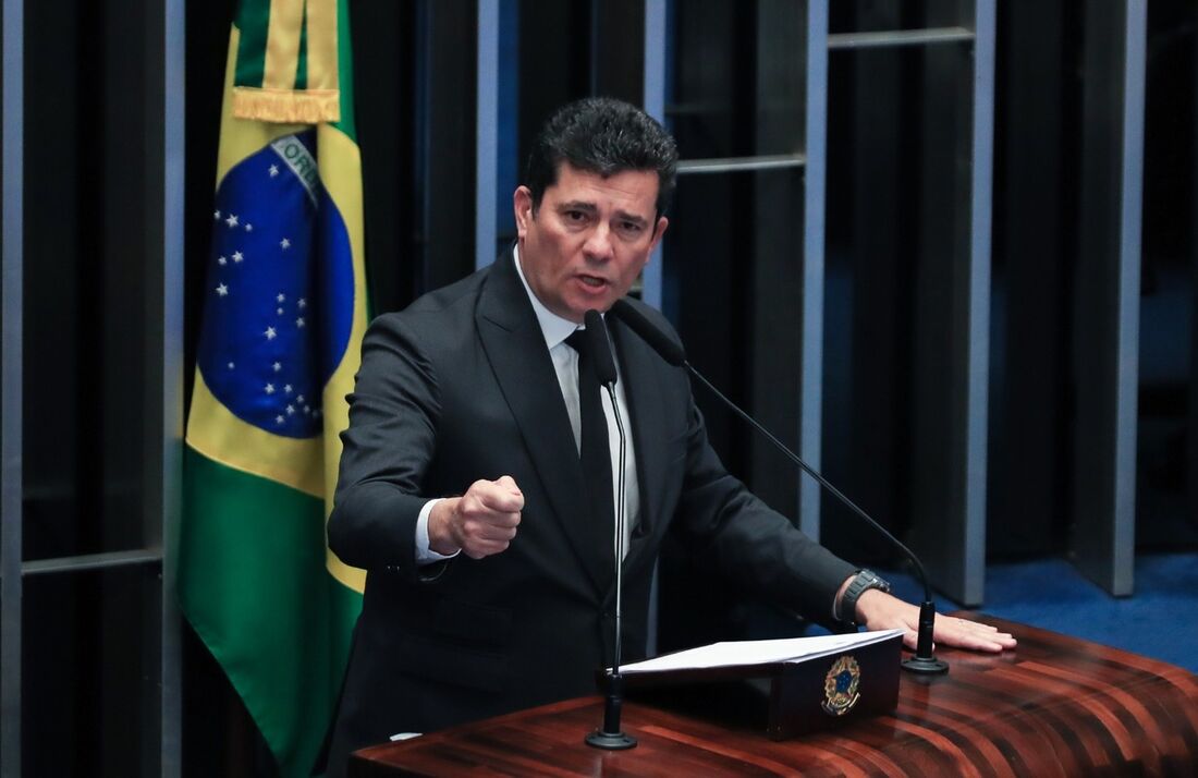 "Nós precisamos reagir às ações do crime organizado", afirmou Moro