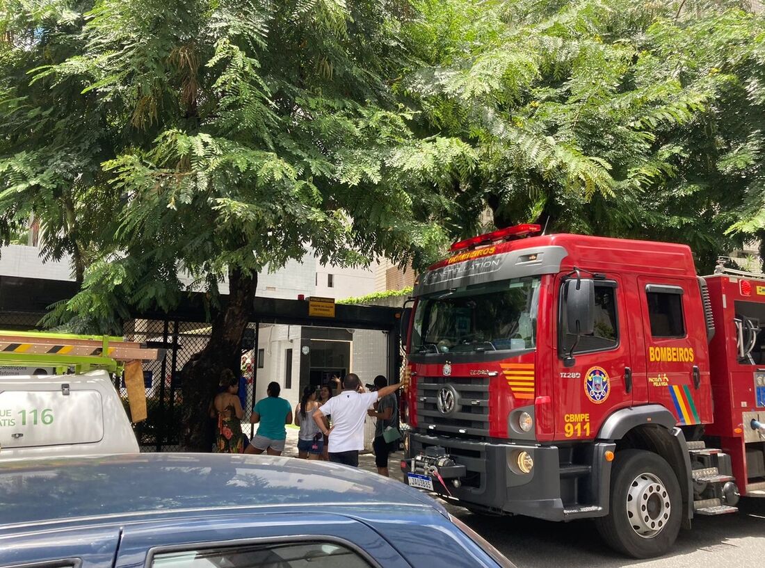 O Corpo de Bombeiros foi acionado por volta das 10h35