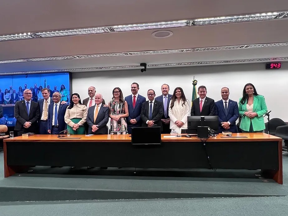 Integrantes da Frente Parlamentar Evangélica