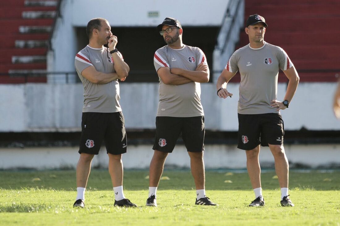 Tricolor agora volta a campo na próxima quarta-feira, às 21h30, no estádio do Arruda, diante do Fortaleza