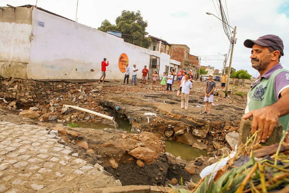 Estragos causados pelas chuvas em Caruaru