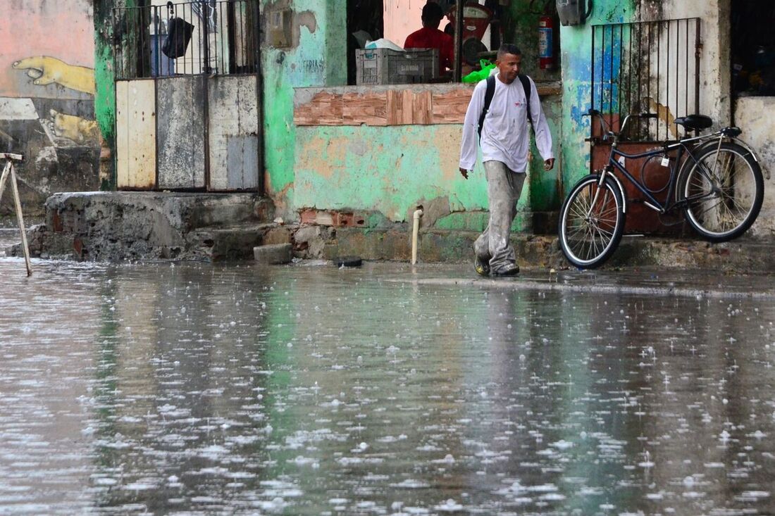 Alagamento em bairros do Recife