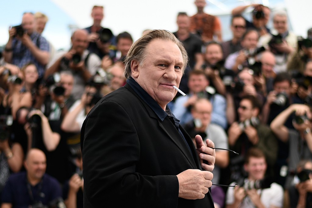 Ator francês Gérard Depardie é acusado de violência sexual por 13 mulheres