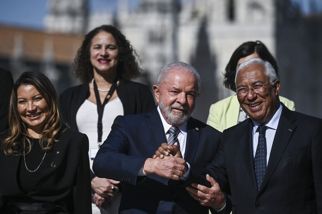 Lula e comitiva em Portugal