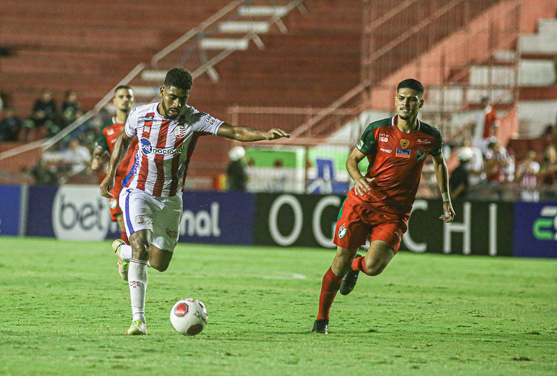 Jean Mangabeira, volante do Náutico