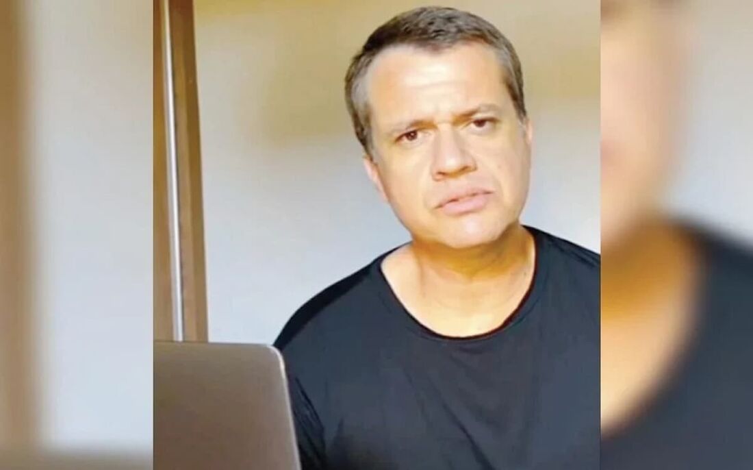 Coronel fez campanha como candidato a deputado federal por Goiás ao lado do deputado federal Major Vitor Hugo, então líder do governo de Jair Bosonaro.