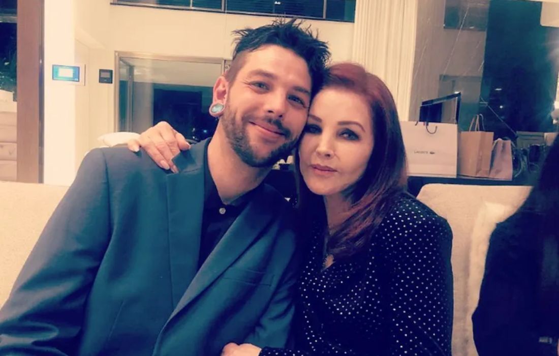 Navarone Garibaldi posta foto com a mãe, Priscilla Presley, em visita ao Brasil