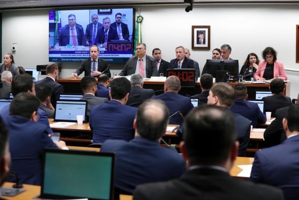 Ministro Flávio Dino em audiência na Câmara dos Deputados