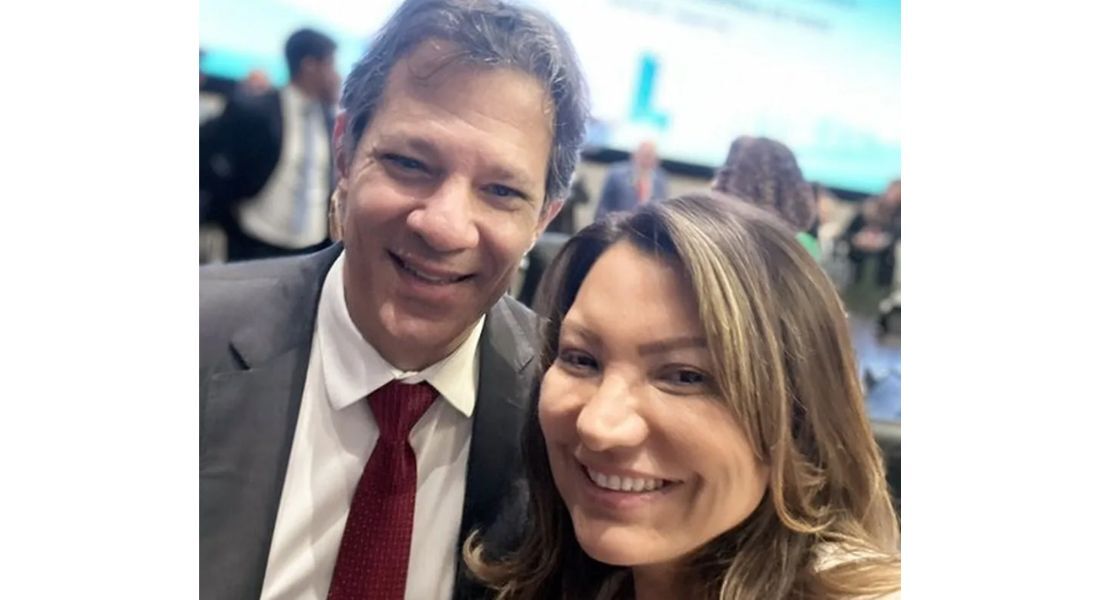 Janja em foto com o ministro Fernando Haddad