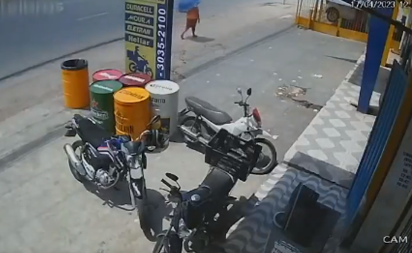 Motociclista trafegava em alta velocidade