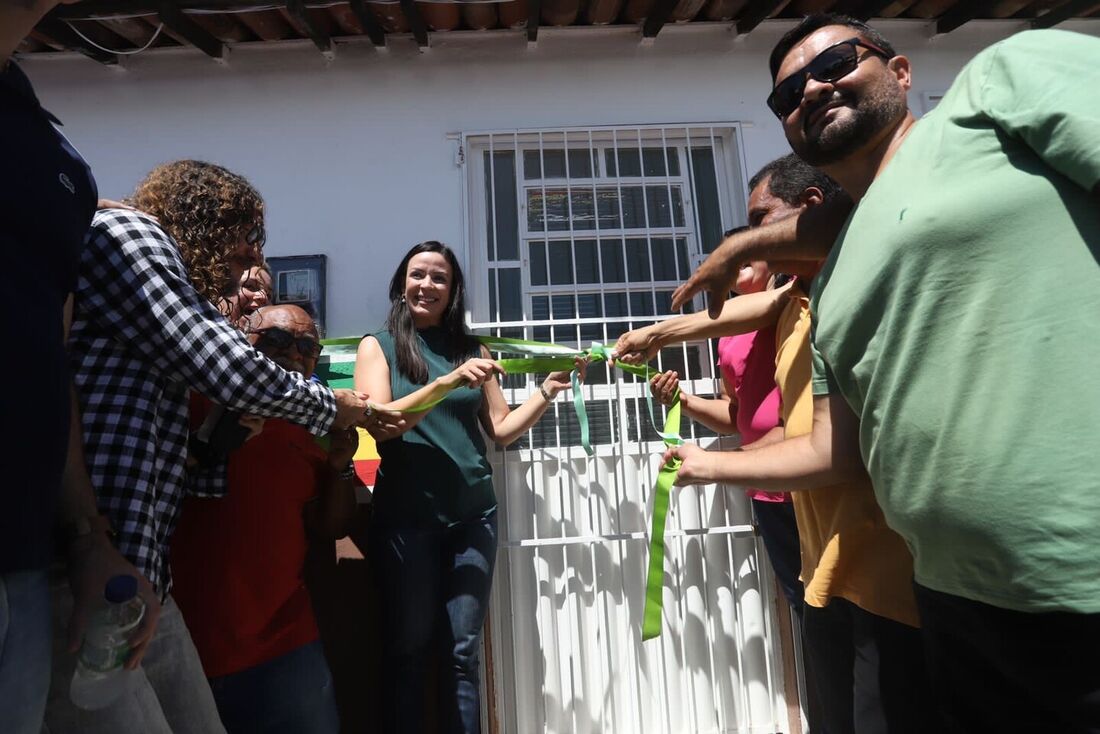 Prefeita de Serra Talhada, Márcia Conrado (PT), entrega nova unidade do Cras