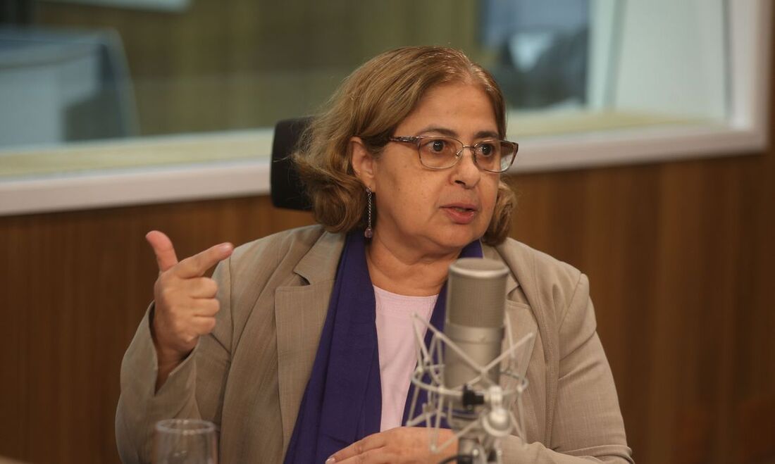 Ministra das Mulheres, Cida Gonçalves, diz que é mobilizações se fazem ainda mais necessárias "após seis anos de abandono e destruição.