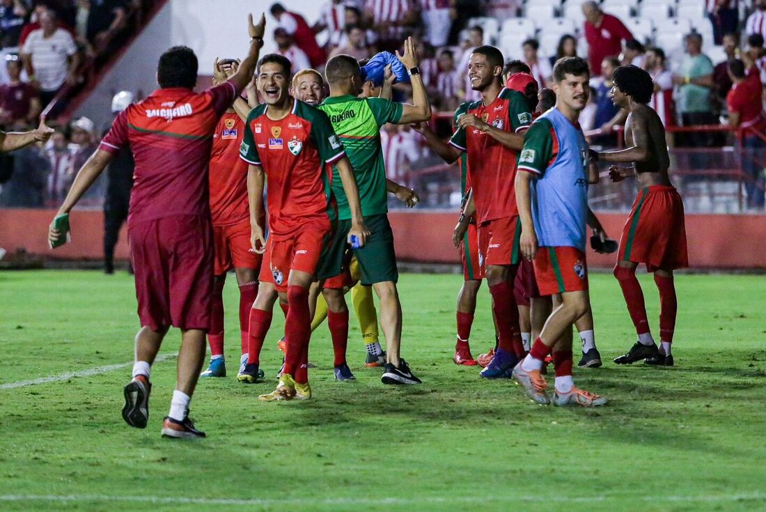 Salgueiro eliminou o Náutico nas quartas do Estadual