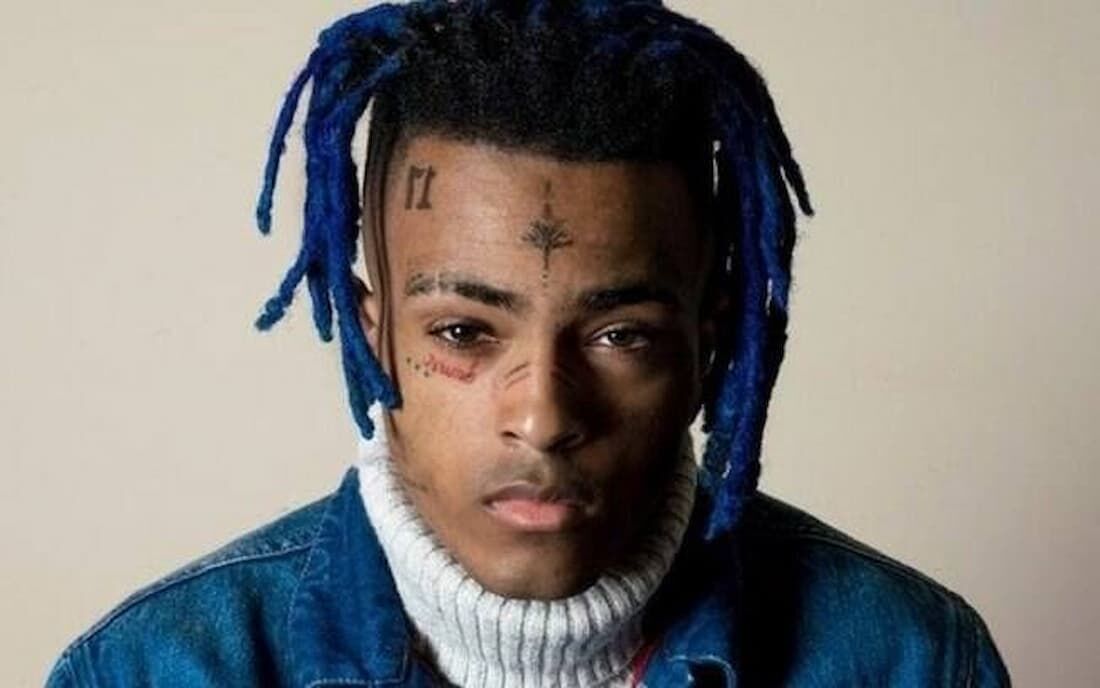 Rapper norte-americano XXXTentation, assassinado dentro de seu próprio carro