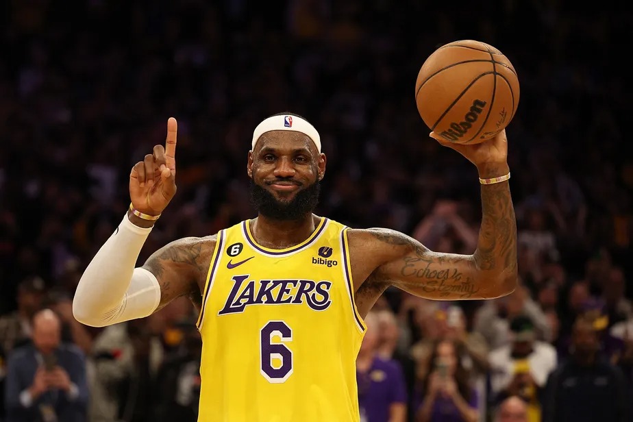 Análise: confira ranking dos 25 melhores jogadores da NBA na