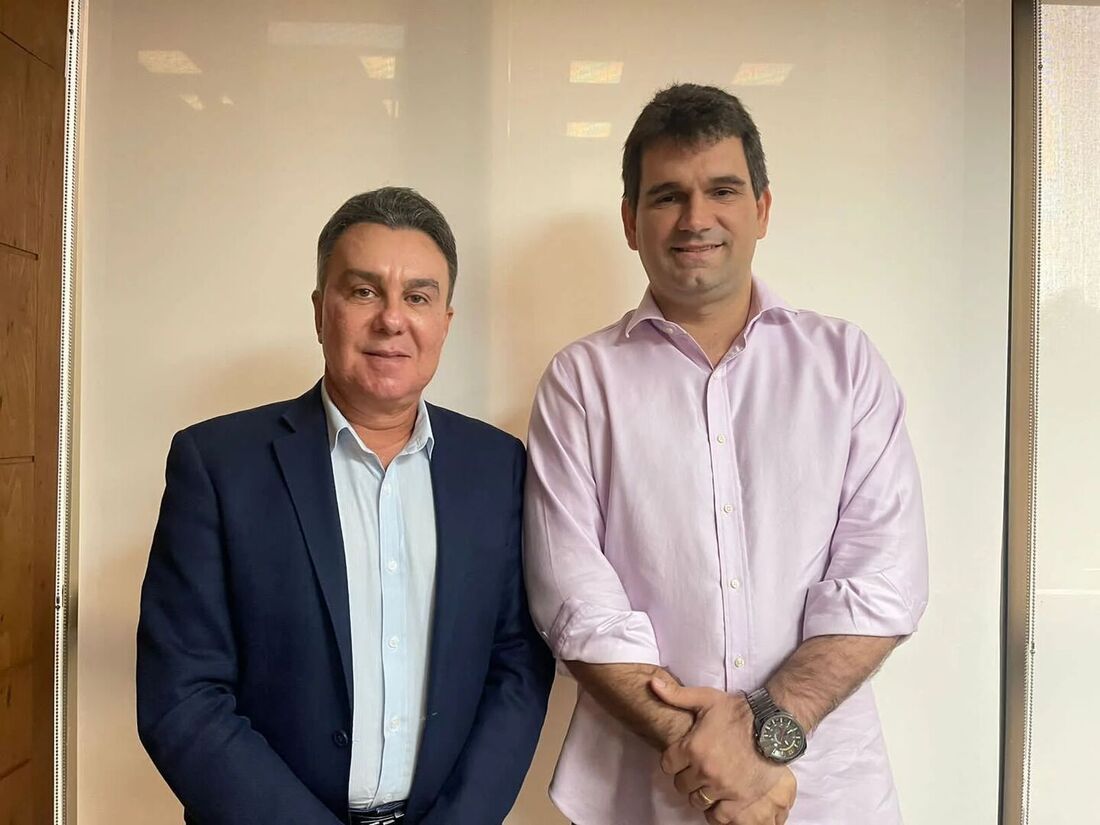 Ricardo Teobaldo passa o comando do partido para Marcelo Gouveia