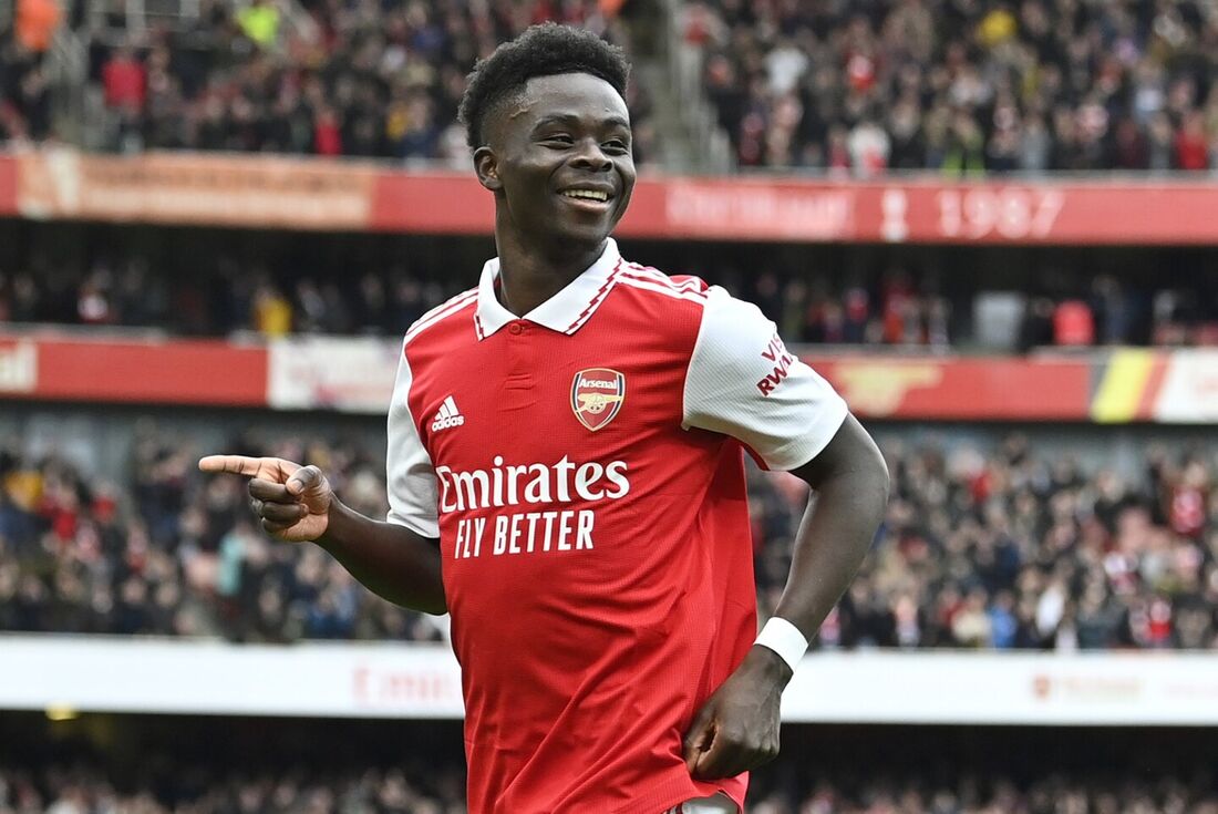 Bukayo Saka, atacante e destaque do Arsenal na temporada