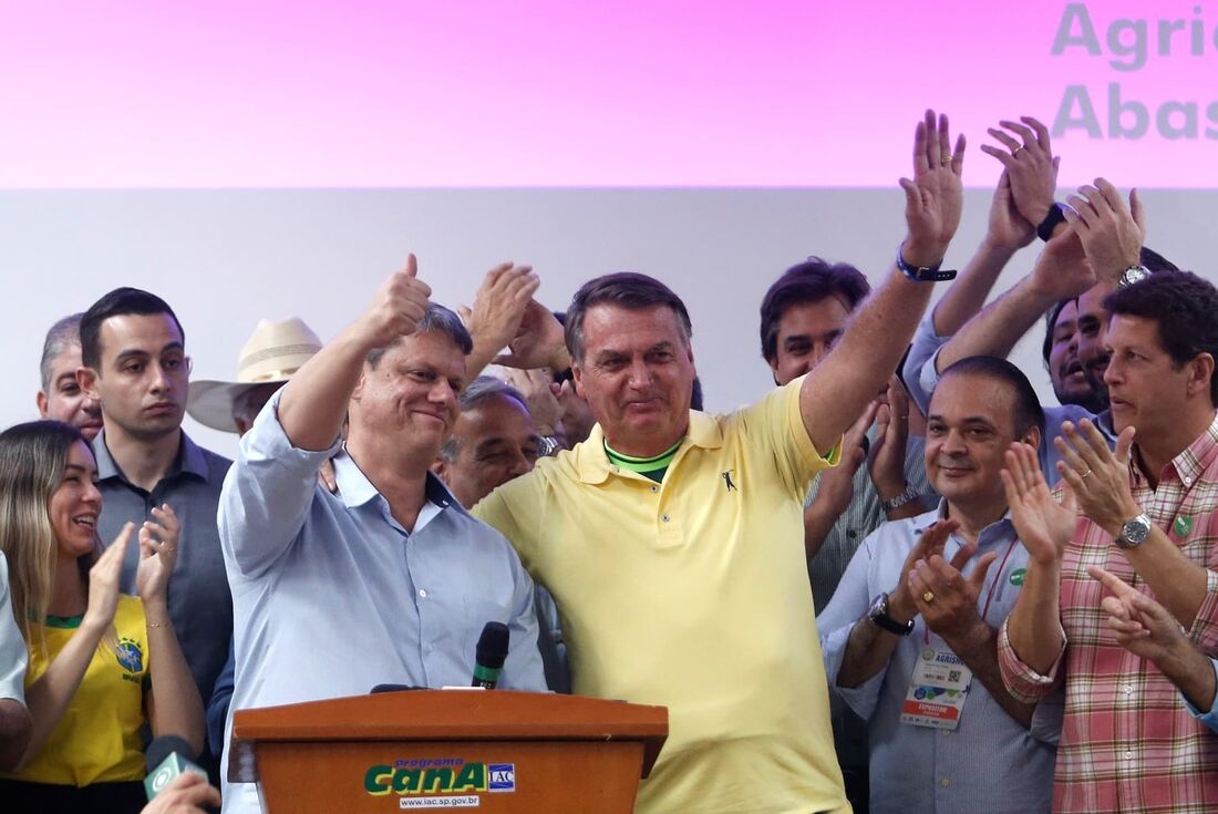 Bolsonaro em evento ao lado do governador de São Paulo, Tarcísio de Freitas