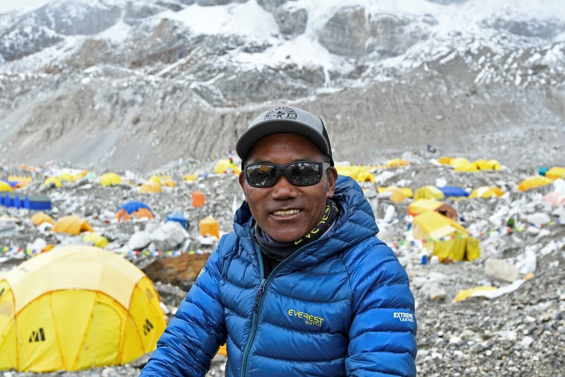 Kami Rita Sherpa, alpinista nepalês