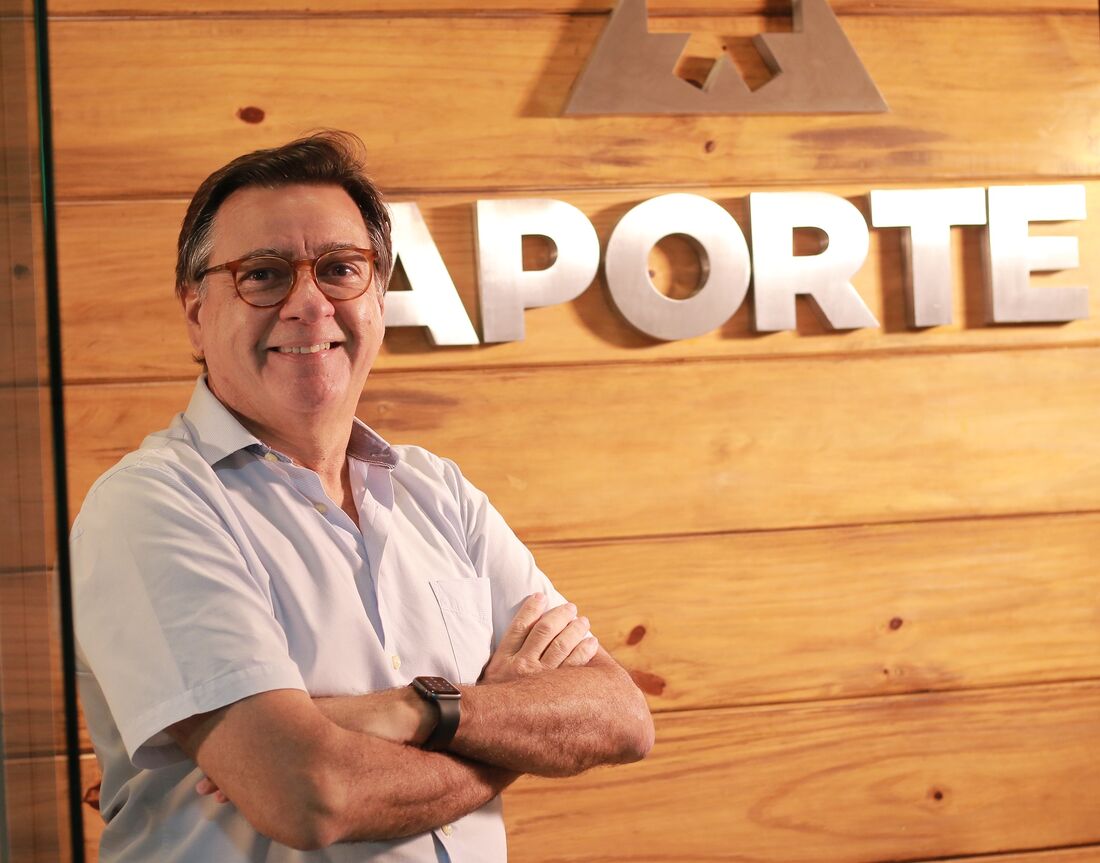 "A gente entende que a construção de marca é algo realmente que cabe a profissionais de comunicação em conjunto com o departamento de marketing dessas empresas", diz Angelo Mello, CEO da Aporte Comunicação