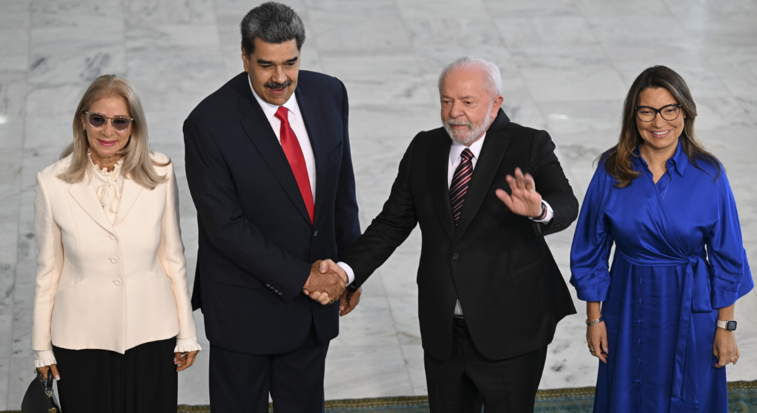 Maduro e Lula, acompanhados das respectivas esposas, Cilia Flores e Janja