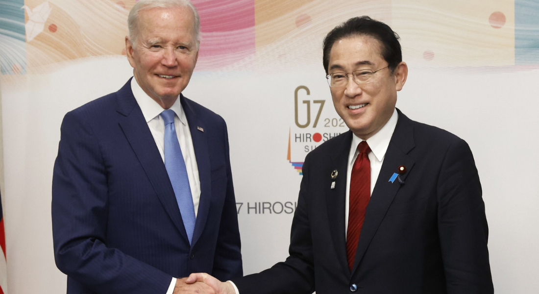 Presidente dos EUA, Joe Biden, com o primeiro-ministro do Japão, 