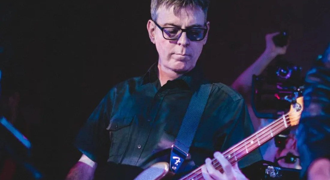 Andy Rourke, baixista do The Smiths