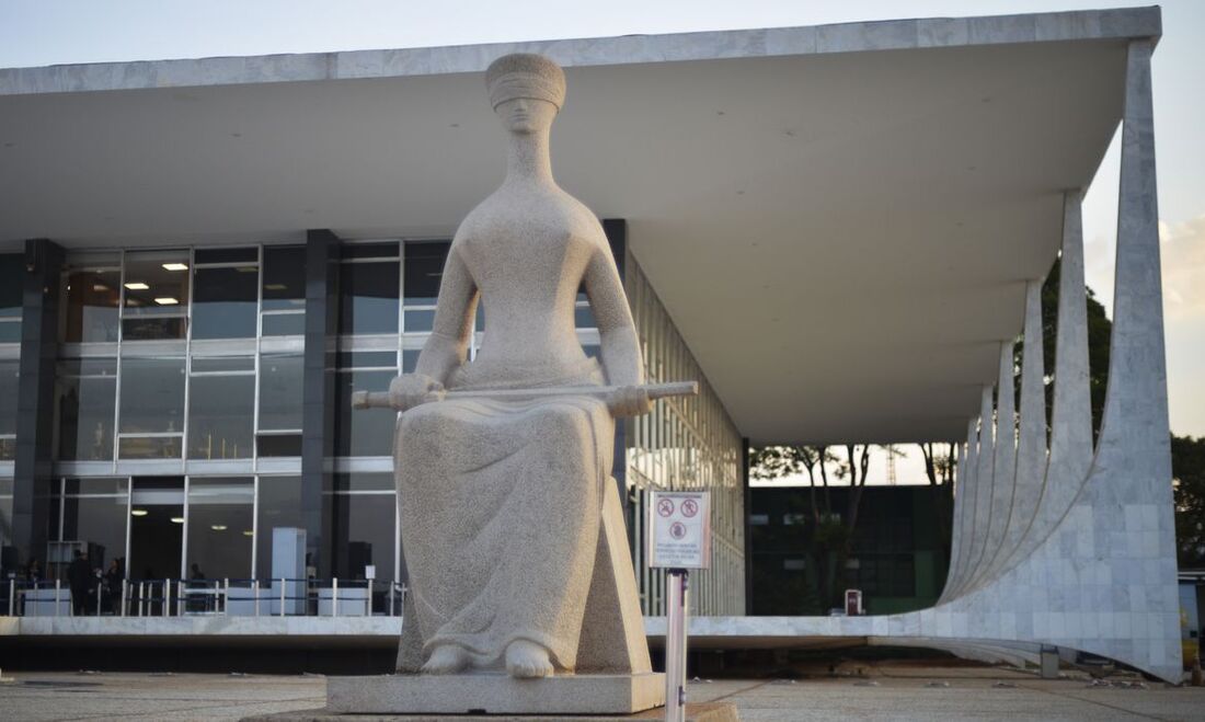 Foram indicadas as advogadas Daniela Borges, presidente da Ordem dos Advogados do Brasil (OAB) da Bahia, Edilene Lobo, ligada ao PT de Minas Gerais, e Marilda Silveira, que atua na área eleitoral em Brasília.