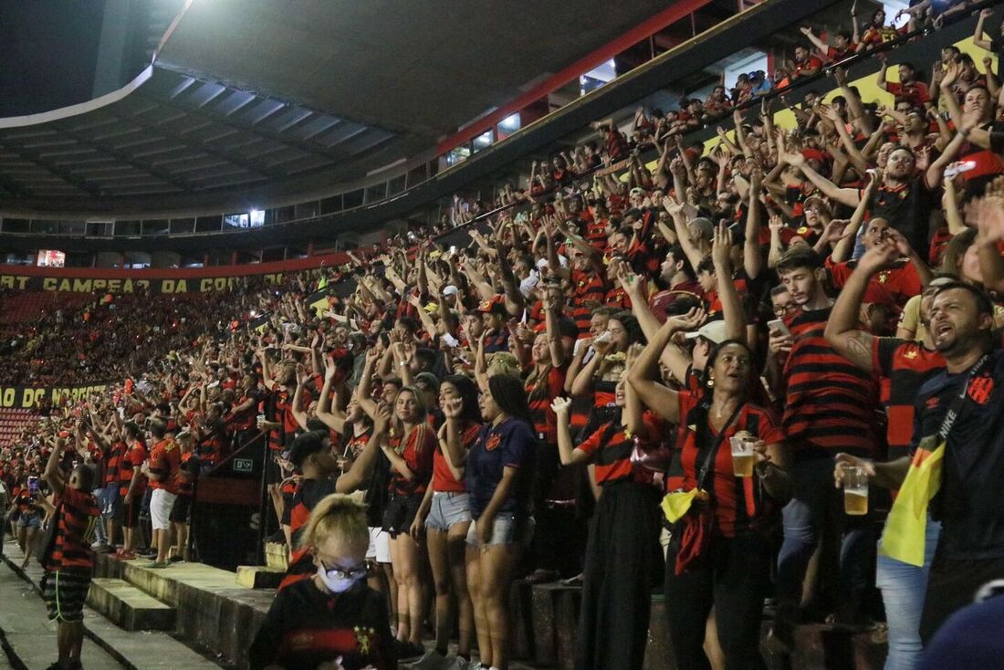 Torcida do Sport durante a final da Copa do Nordeste