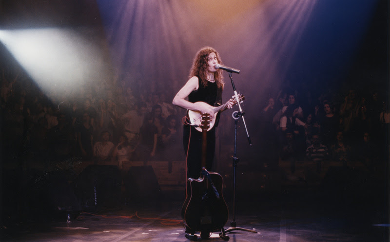 Zélia Duncan em show realizado em 1997 no Sesc Pompeia