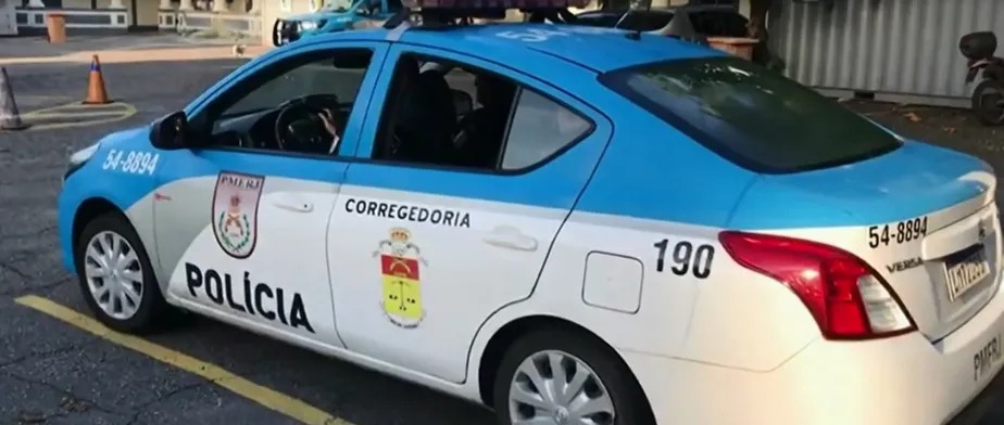 Operação da PM prende policiais envolvidos em estupro de jovem na Região dos Lagos 