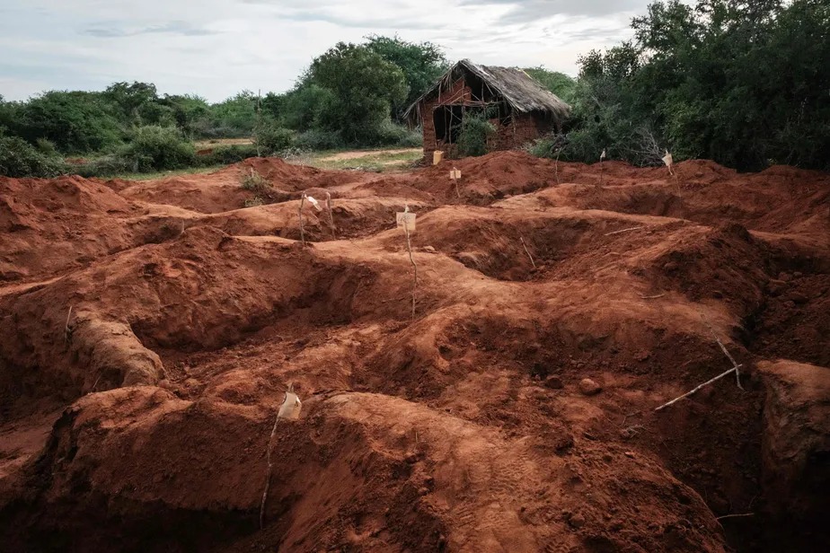 Área da floresta de Shakahola onde corpos foram encontrados no Quênia 