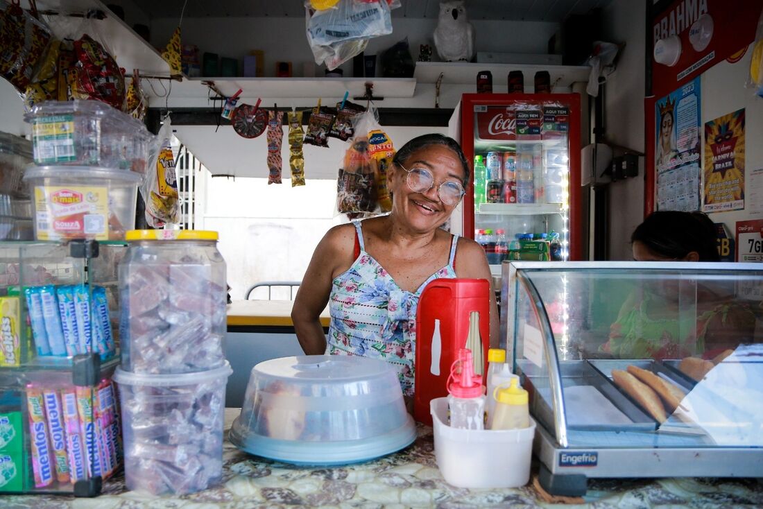 Lindalva Santana, comerciante na Avenida Rio Branco, no Bairro do Recife