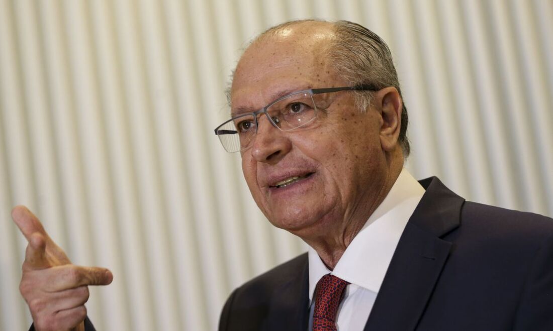 Presidente em exercício, Geraldo Alckmin