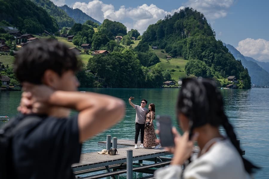 Preço da selfie: turismo causado pela Netflix ameaça cais na Suíça