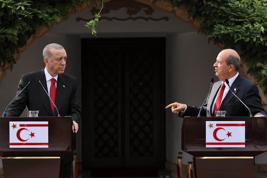 Erdogan e Ersin Tatar