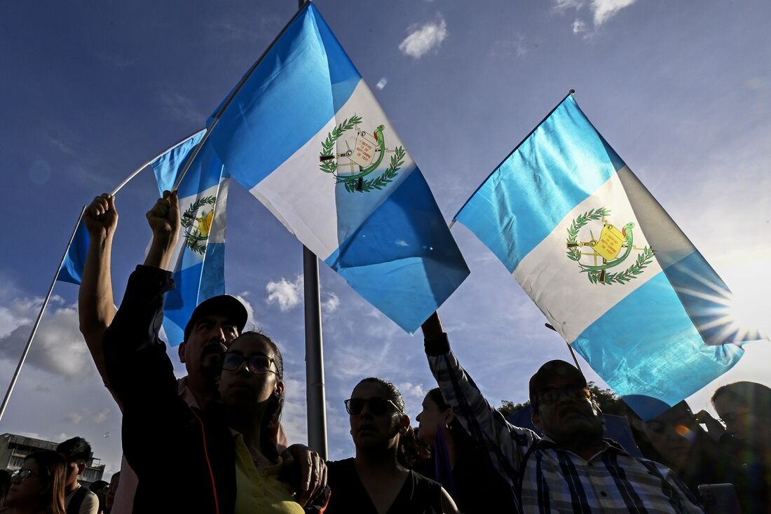 Apoiadores do candidato presidencial guatemalteco pelo partido Movimiento Semilla